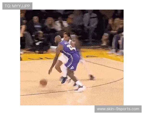 巴特勒脚步稳健挑篮再得两分，热火稳住局面