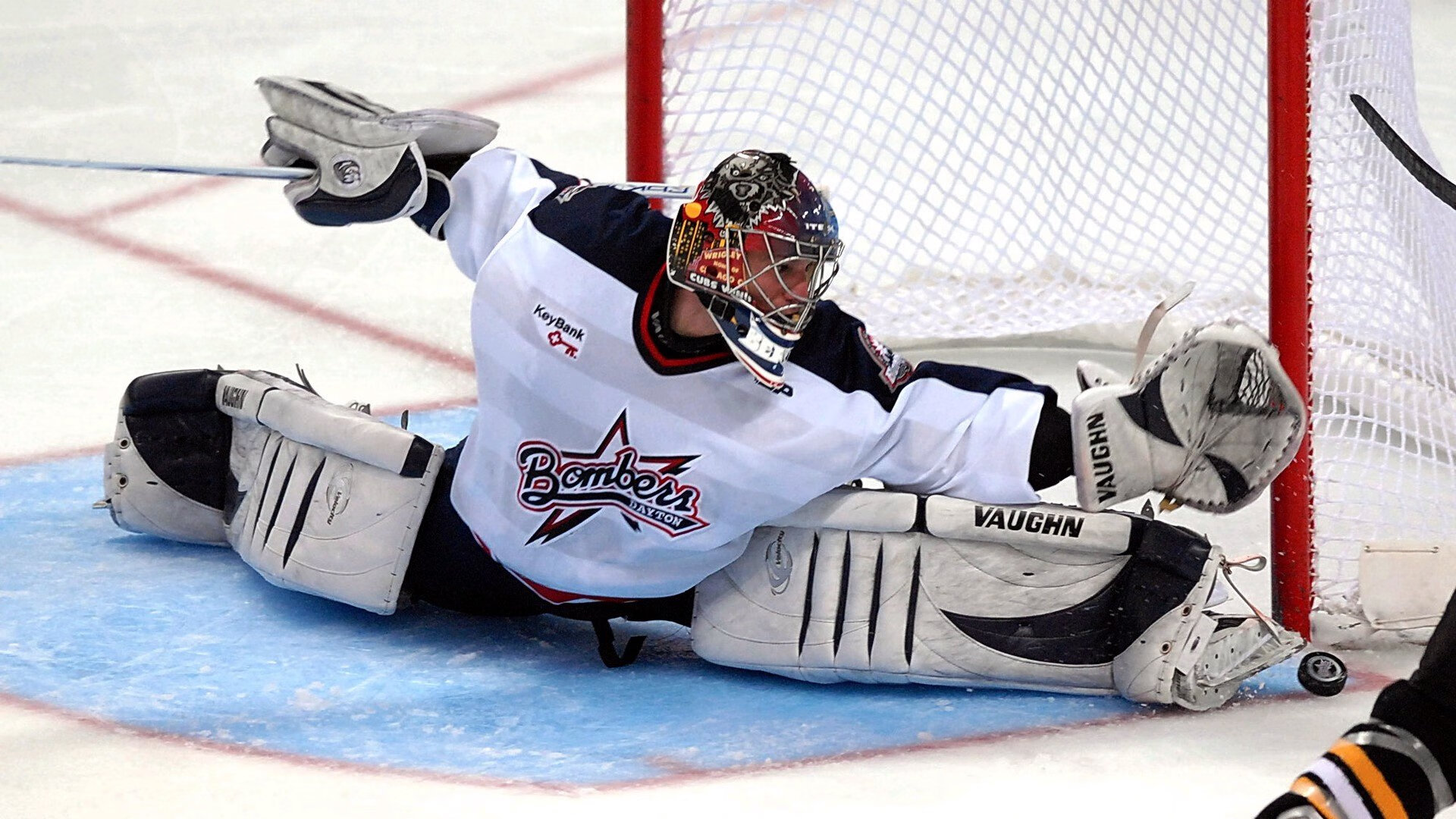 外援政策变动频繁影响俱乐部稳定，球队外援